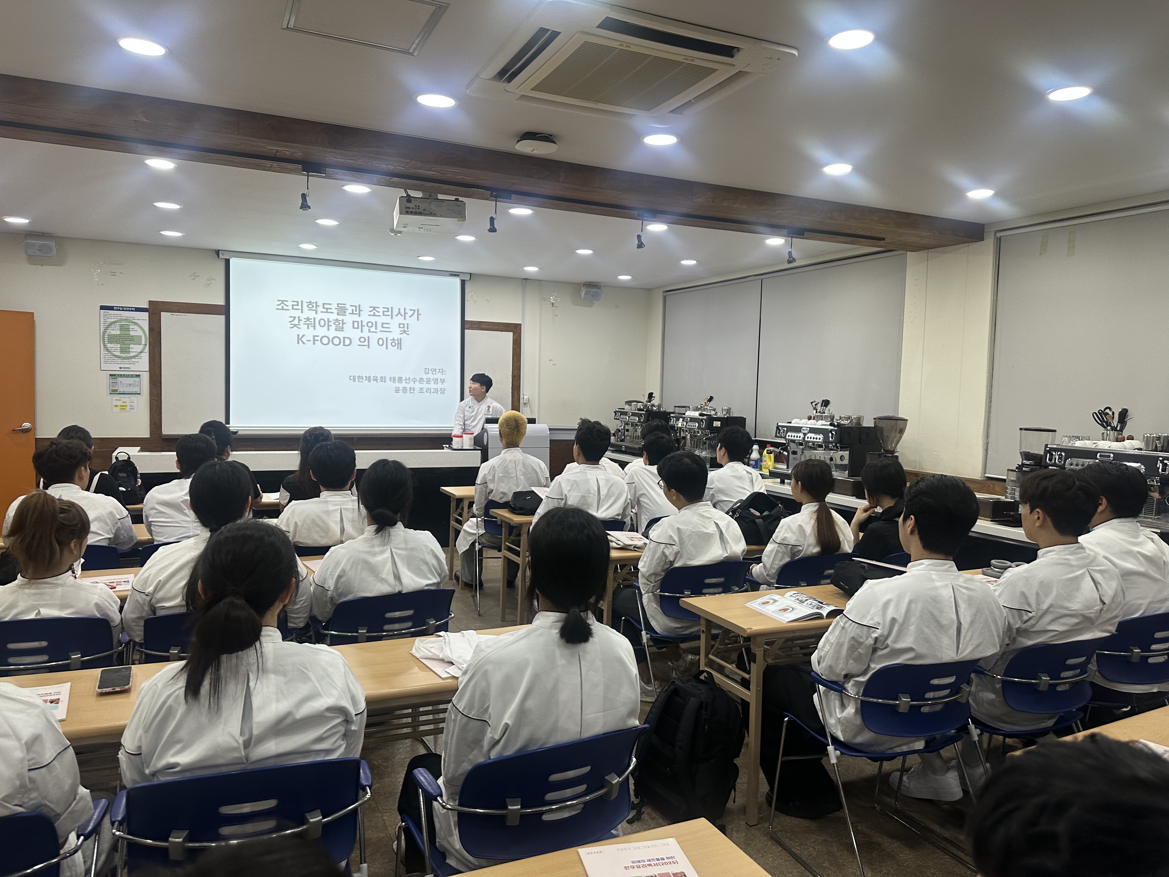 게시물의 3번째 이미지 - 하단 참조