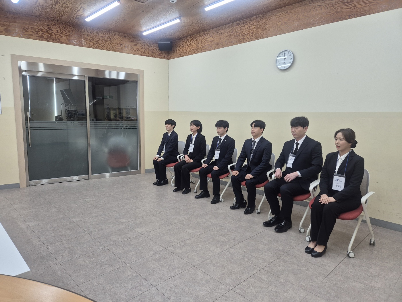 게시물의 1번째 이미지 - 하단 참조